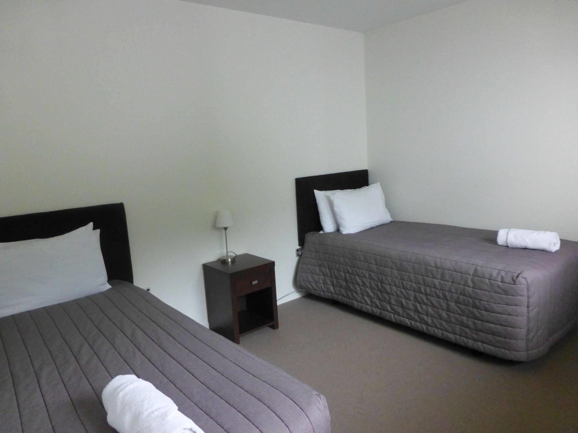 The Park Motel Hawera Esterno foto